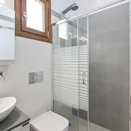 Nyaraló Elaion Naxos Town *