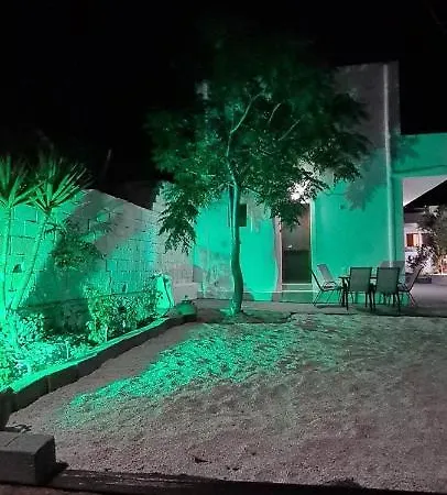 Nyaraló Elaion Naxos Town *